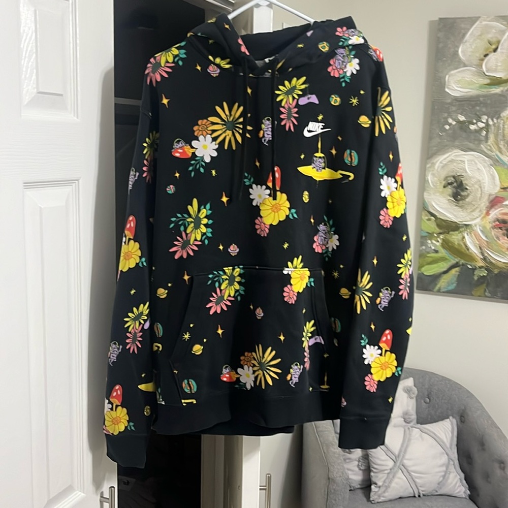 Rare Unique.Nike Black Floral & Space Graphic Pullover Hoodie